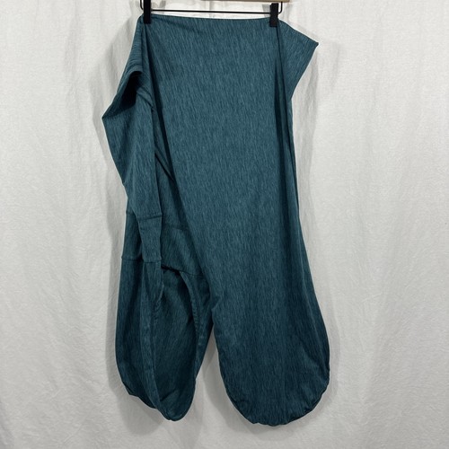 Hug sleep turquoise blue - sleep,